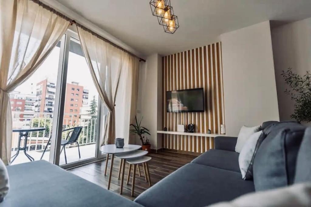 Comfort * Tirana